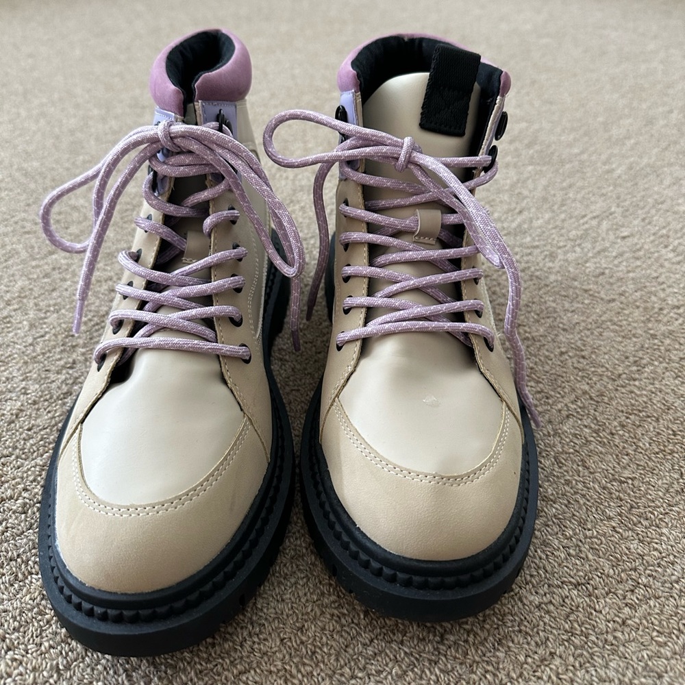 NWOT Zara Hiking Boot/SZ 38